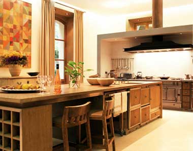 French castle timber kitchen - So many features in this kitchen, the use of timber is warm and inviting.