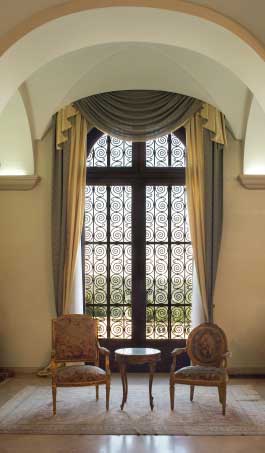 palladian window with swags and tails